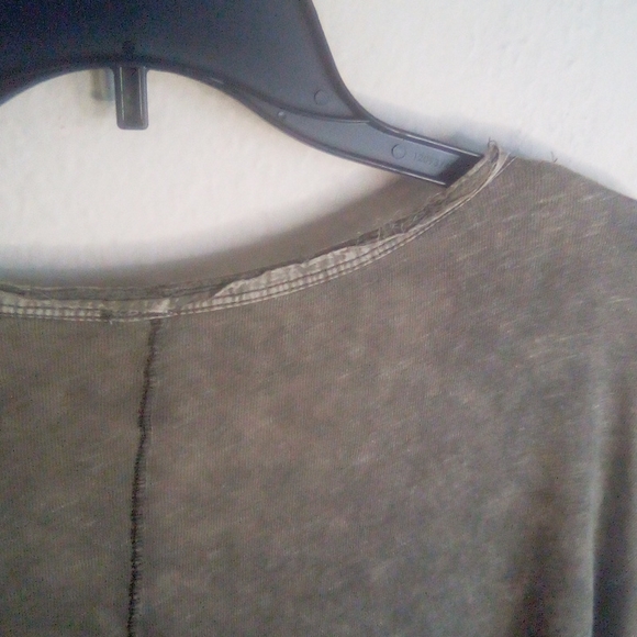 New Free People Santa Cruz Henley Distressed Acid Wash Lagenlook Style Shirt Top - Picture 15 of 16